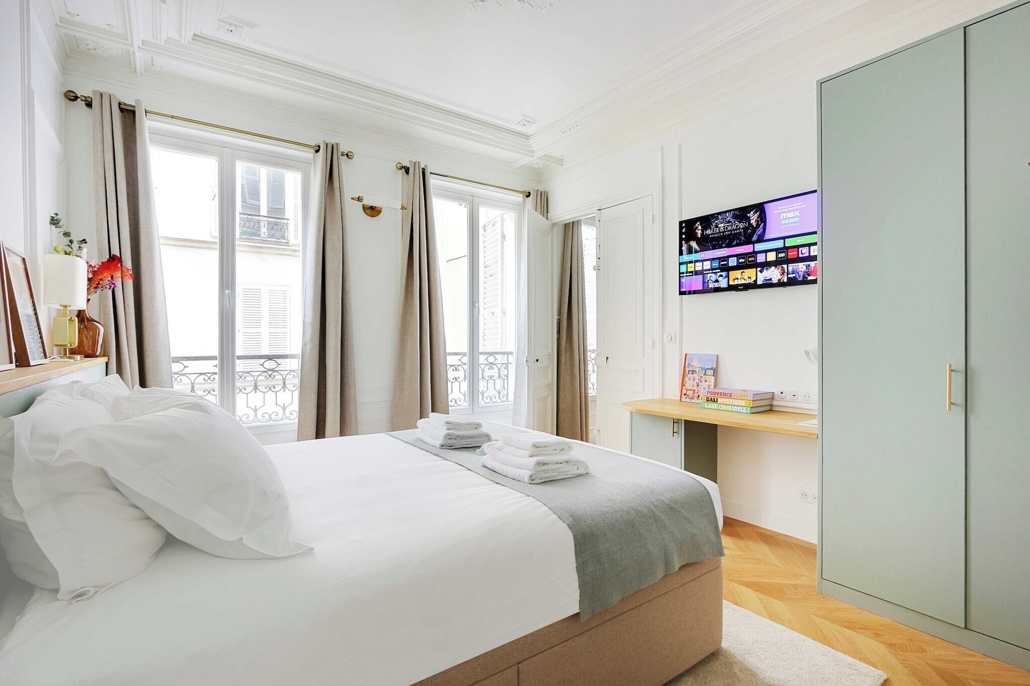 1 bedroom, desk, iron/ironing board, WiFi (free)