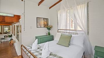 3 makuuhuonetta, silitysrauta/-lauta, vauvan matkasänky, ilmainen Wi-Fi