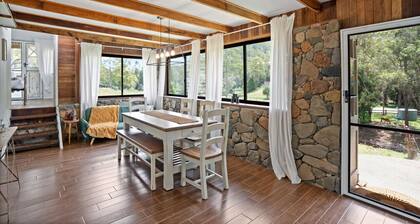 Bellbird Rise Off-Grid Cottage