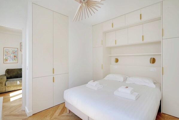 1 bedroom, desk, iron/ironing board, free WiFi