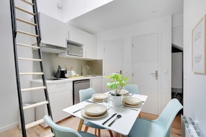 Dining - Cosy apartment - 1BR/4P - Kremlin/Porte d'Italie (Le Kremlin-Bicêtre)