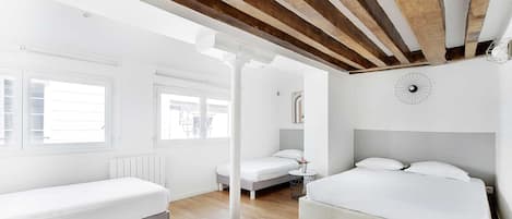 4 chambres, bureau, fer et planche Ă repasser, Wi-Fi