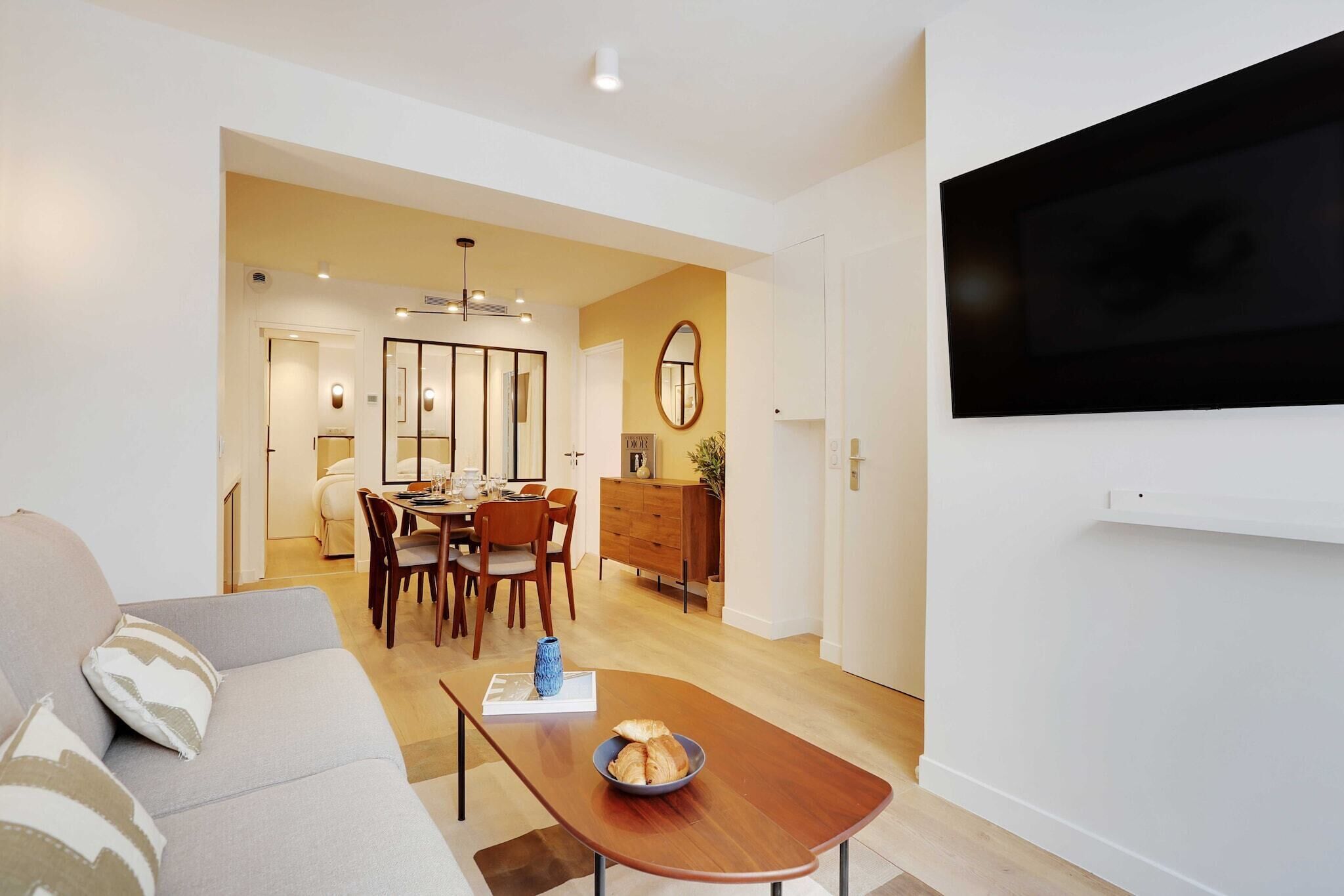 Smart TV, offices