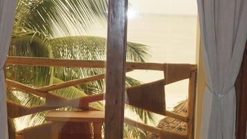 2 間睡房、房內夾萬、熨斗/熨衫板、免費 Wi-Fi