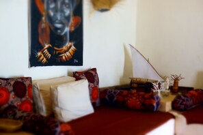 Interior - AMANI BEACH VILLA (Bwejuu)