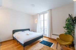 Desk, iron/ironing board, free WiFi, bed sheets