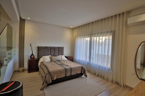 2 chambres, bureau, fer et planche à repasser, Wi-Fi gratuit