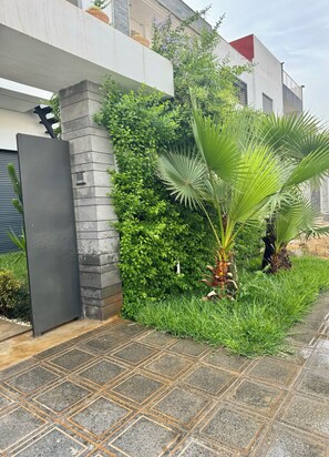 Exterior detail - Romantic villa with pool, 2 minutes from the forest! (Fès)