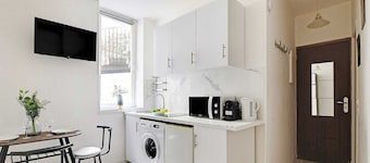 Studio in the heart of the Marais