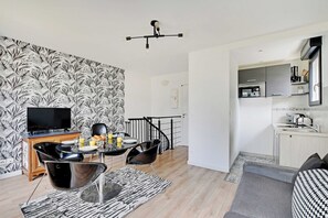 Smart TV, offices