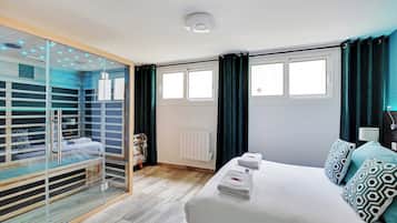 1 bedroom, desk, iron/ironing board, free WiFi