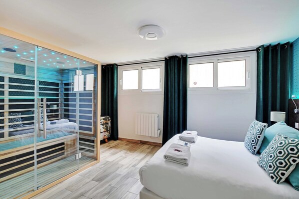 1 sovrum, skrivbord, strykjärn/strykbräda och gratis wi-fi