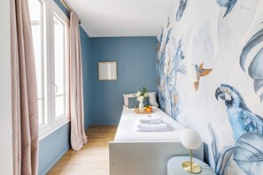 2 dormitorios, tabla de planchar con plancha, wifi y ropa de cama