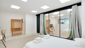 2 chambres, bureau, fer et planche à repasser, Wi-Fi gratuit