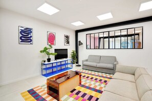 TV connectée, espaces bureaux