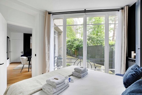 Magnifique appartement 2P/6P - Tour Eiffel