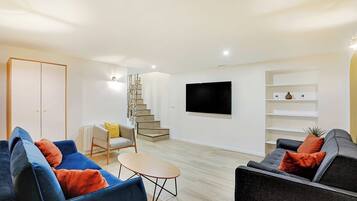 Smart-tv en een kantoor