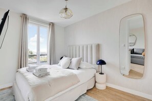 1 chambre, bureau, fer et planche à repasser, Wi-Fi gratuit