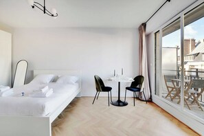 1 bedroom, desk, iron/ironing board, free WiFi