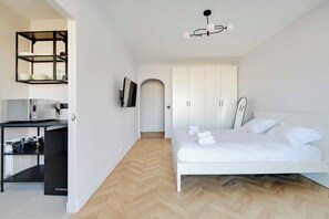 1 camera, una scrivania, ferro/asse da stiro, Wi-Fi gratuito