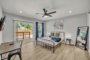 House (4 Bedrooms) | 4 bedrooms, iron/ironing board, bed sheets