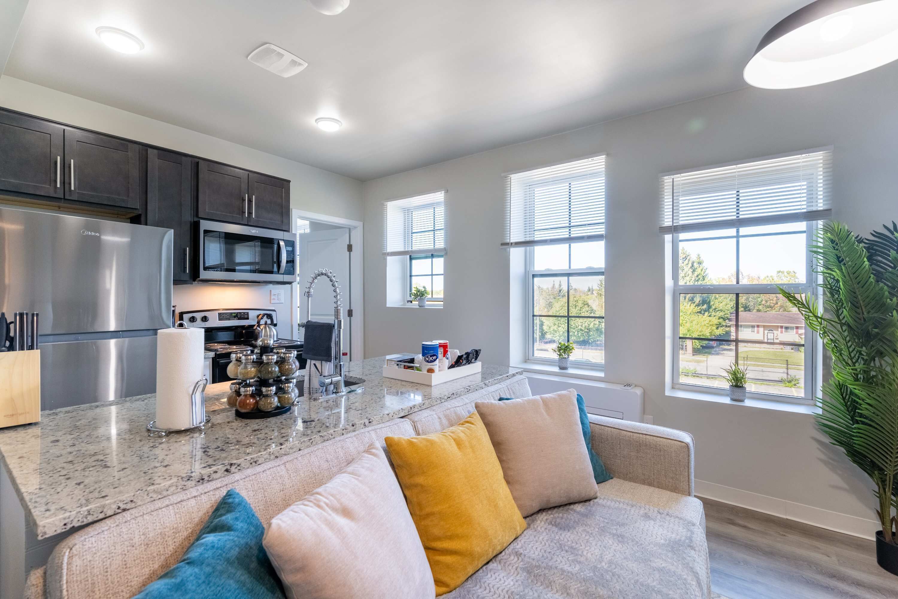 テレビ、書斎 / ワークスペース