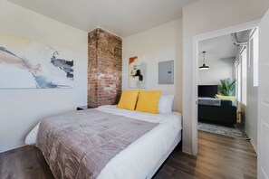 2 室のベッドルーム、アイロン / アイロン台、旅行用ベビーベッド、WiFi (無料)