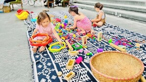 Children's play area - outdoor