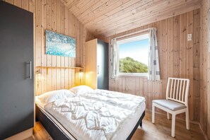 4 bedrooms, free WiFi