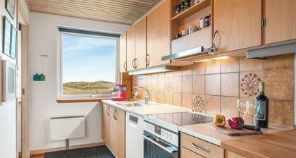Lovely holiday home with panoramic views of the North Sea.