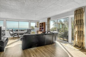 Smart-TV, Tischfußball