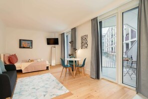 1 chambre, fer et planche à repasser, lit parapluie, Wi-Fi