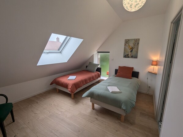 1 bedroom, free WiFi, bed sheets