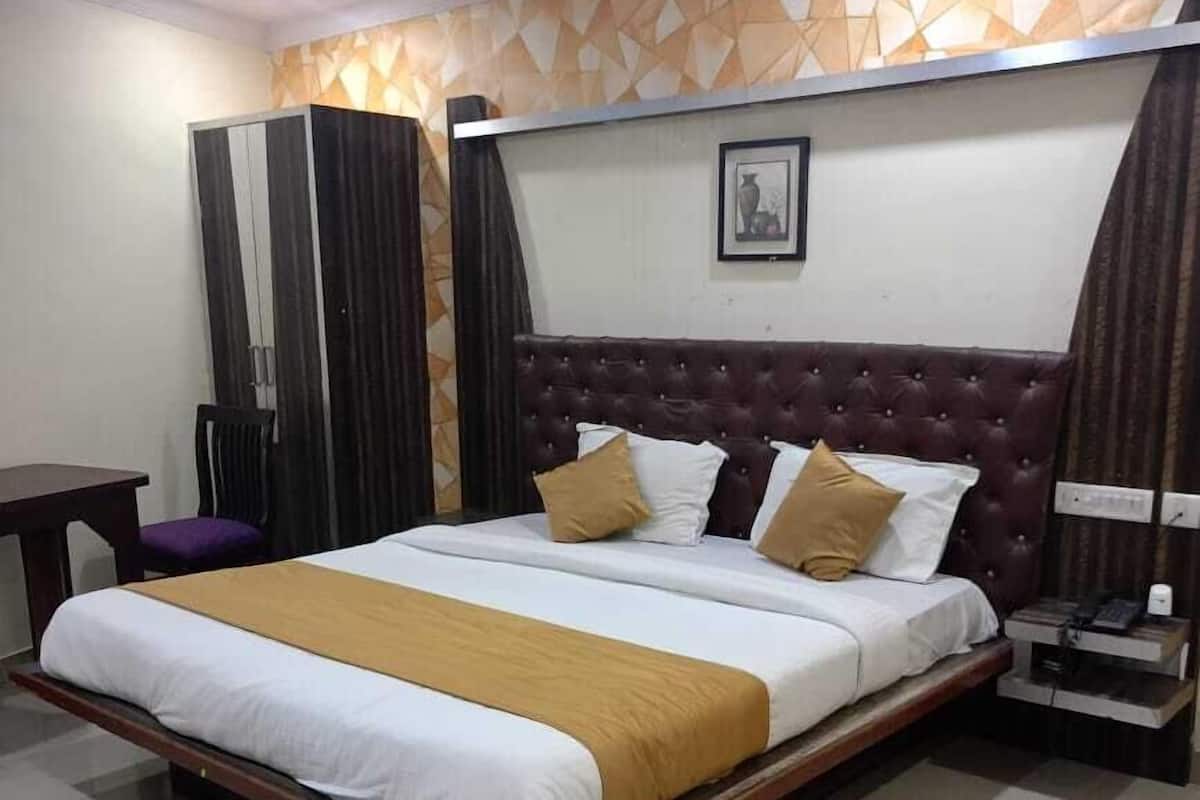 Standard Single Room, City View | Free WiFi