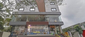 Hotel corporate suites