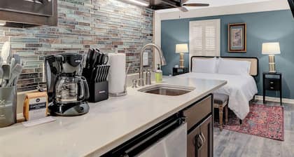 Fairhope Ave Collection - Studio
