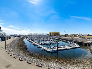 Apartment | View from property - Apartment in Sint-annaland With Beach Access (Sint-Annaland)