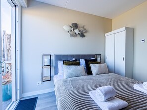 Apartment | 2 bedrooms, bed sheets - Apartment in Sint-annaland With Beach Access (Sint-Annaland)