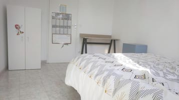 3 Schlafzimmer, Bügeleisen/Bügelbrett, WLAN, Bettwäsche