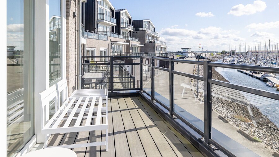 Apartment in Sint-annaland by the Harbor