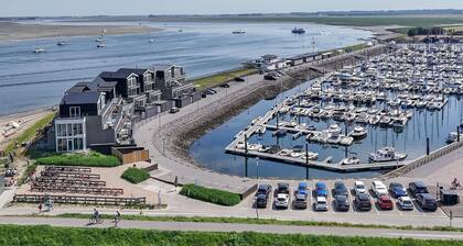 Apartment in Sint-annaland by the Harbor