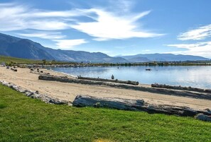 On the beach - Mimi`s Cottage - Golf Cart Included (Osoyoos)