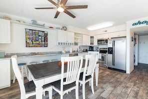 Fridge, microwave, oven, stovetop - Beautiful  2 Bedroom Condo with a View of the Bay and an Bayfront Outdoor Pool Only Two Blocks to the Beach and Boardwalk! (Ocean City)