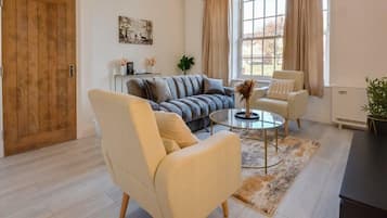 Apartamento | Área de estar | TV