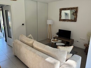 Living area - Shell and pre-salt house  (Saint-Valery-sur-Somme)