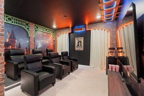 Unclassified image, 3 of 44, button - 5911 Luxury 10 BD Family Home with Private Pool! (Orlando)