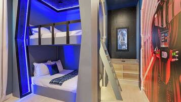 10 habitaciones, tabla de planchar con plancha, wifi y ropa de cama