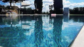 Udendørs pool