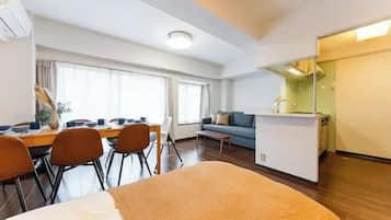 Apartment, City View | Living area