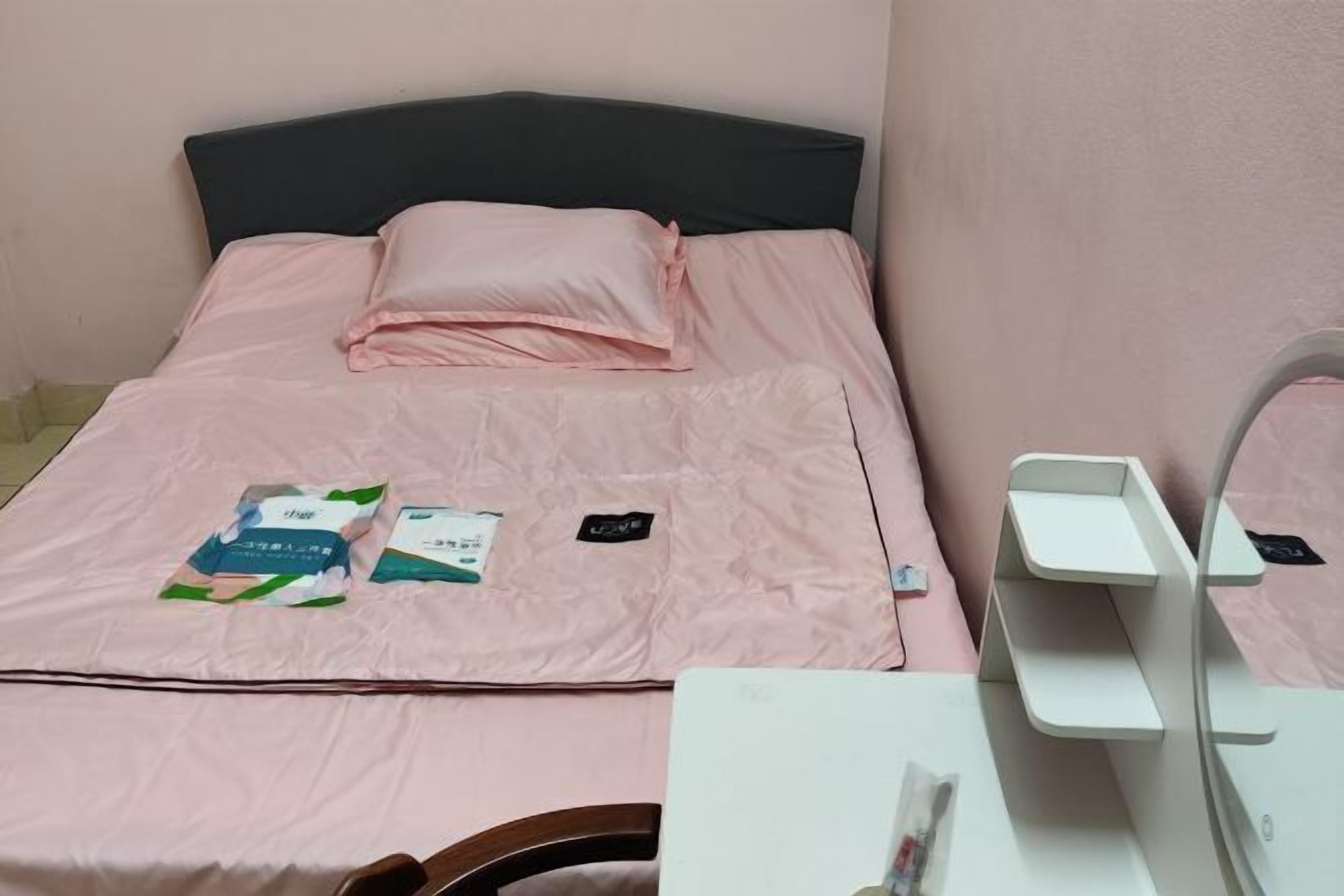 Hypo-allergenic bedding, down duvets, memory-foam beds, desk